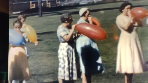 archives1934.org - Members of Cinema Club at picnic